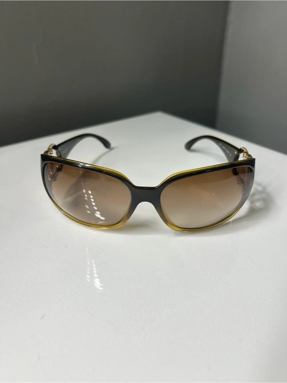 Vintage Chanel Tortoise Shell Acetate Frame w Gold Tone CC logo